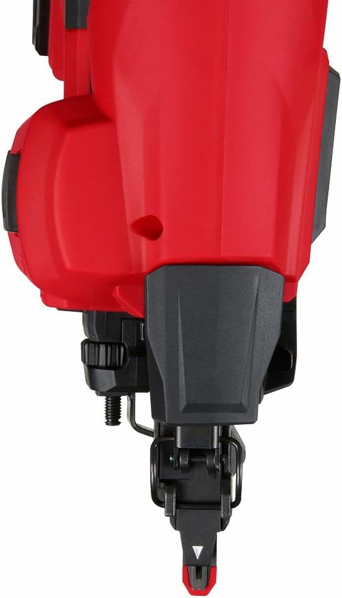 Milwaukee Electric - M18 Fuel. 15 Gauge Finish Nailer
